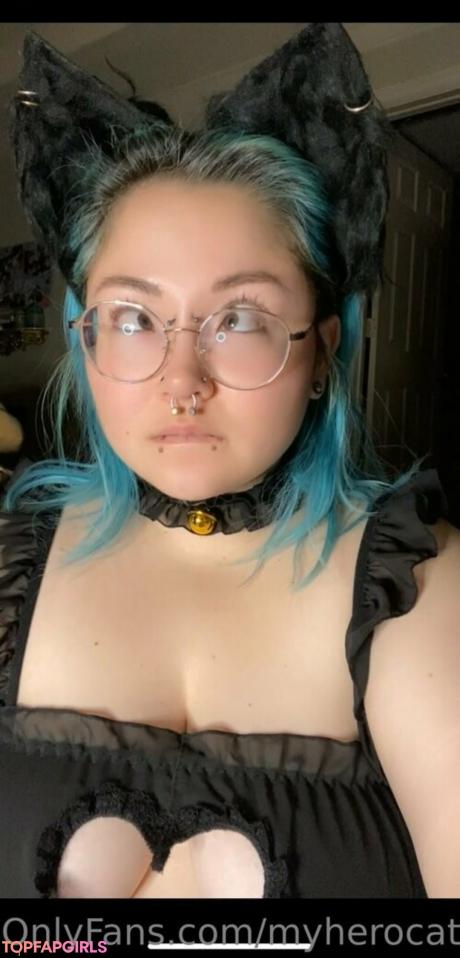 Myherocatademiafree nude leaked OnlyFans photo #48