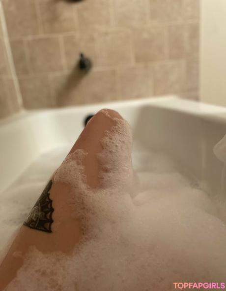 EGirl nude leaked OnlyFans photo #141