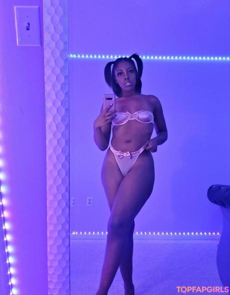 Mirascarlett nude leaked OnlyFans photo #13