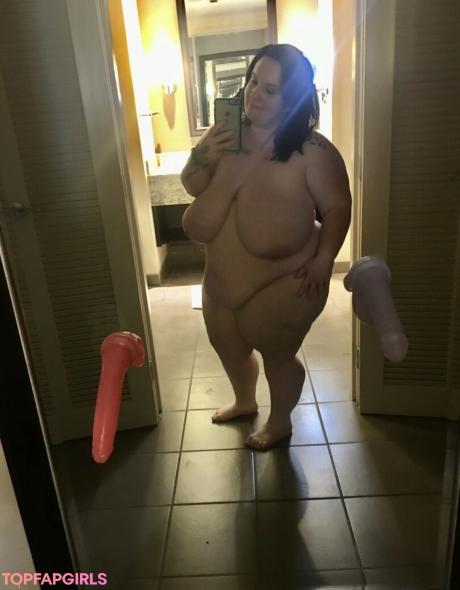 Laceee1996 nude leaked OnlyFans photo #79