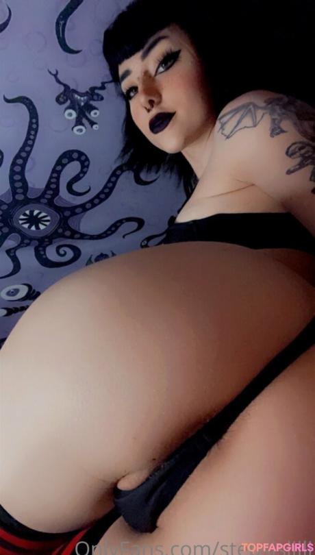 Stepsislilli nude leaked OnlyFans photo #1