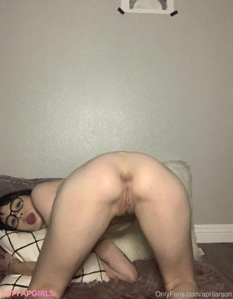 April nude leaked OnlyFans photo #9