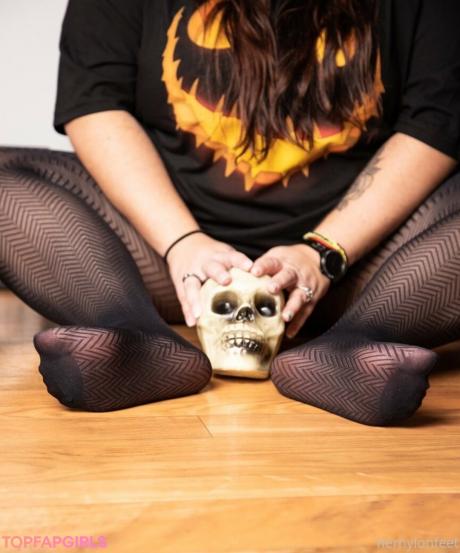 Hernylonfeetfree nude leaked OnlyFans photo #84