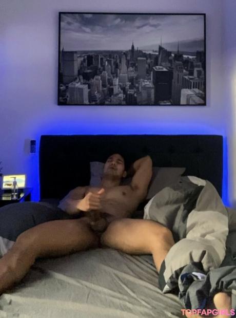 Paoloamoresfree nude leaked OnlyFans pic