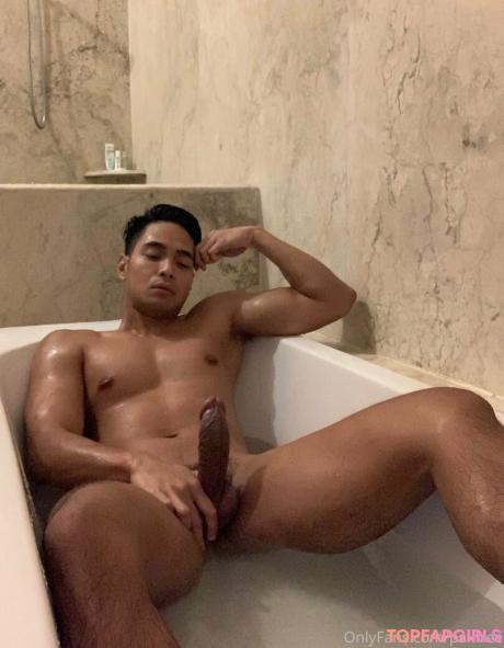 Paoloamoresfree nude leaked OnlyFans pic