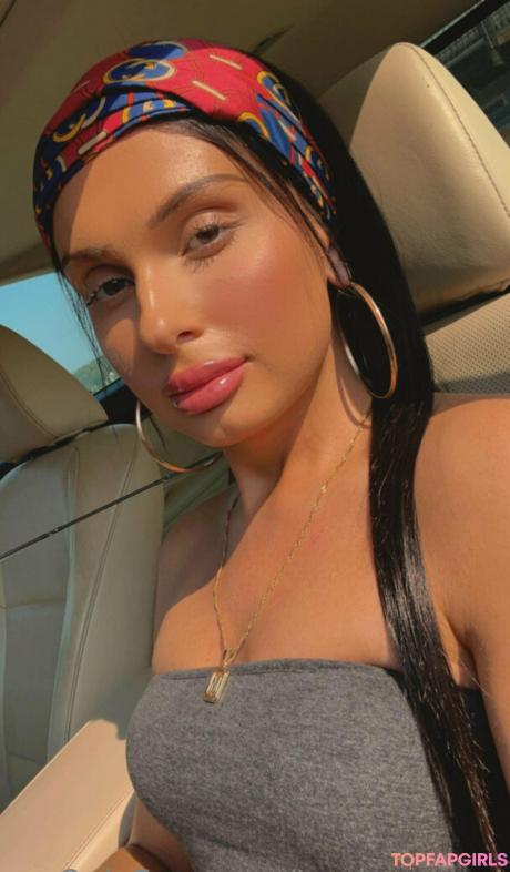 Tsmissmaraa nude leaked OnlyFans photo #9