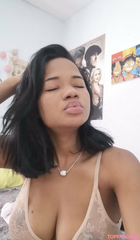 Yuly nude leaked OnlyFans photo #3