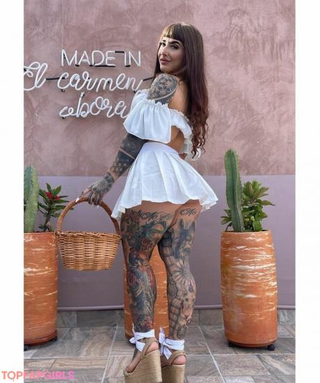 Lauzapata95 nude leaked OnlyFans photo #24
