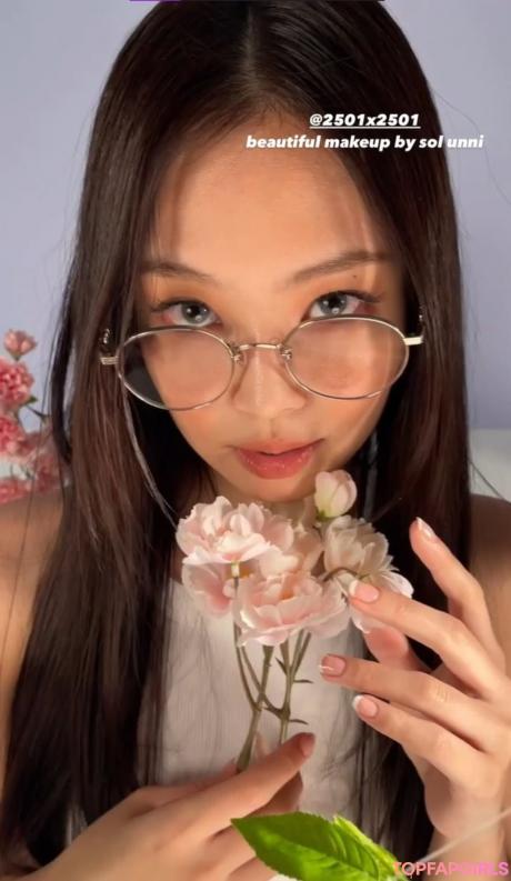 Jennie nude leaked OnlyFans photo #15