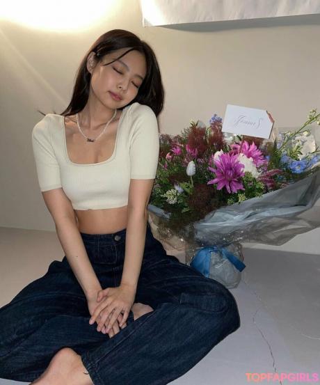 Jennie nude leaked OnlyFans photo #178