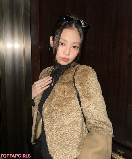 Jennie nude leaked OnlyFans photo #238