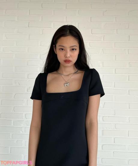 Jennie nude leaked OnlyFans photo #3