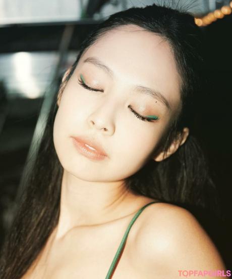 Jennie nude leaked OnlyFans photo #307