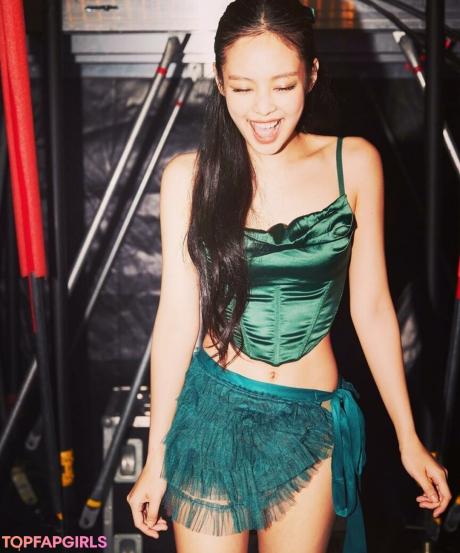 Jennie nude leaked OnlyFans photo #308