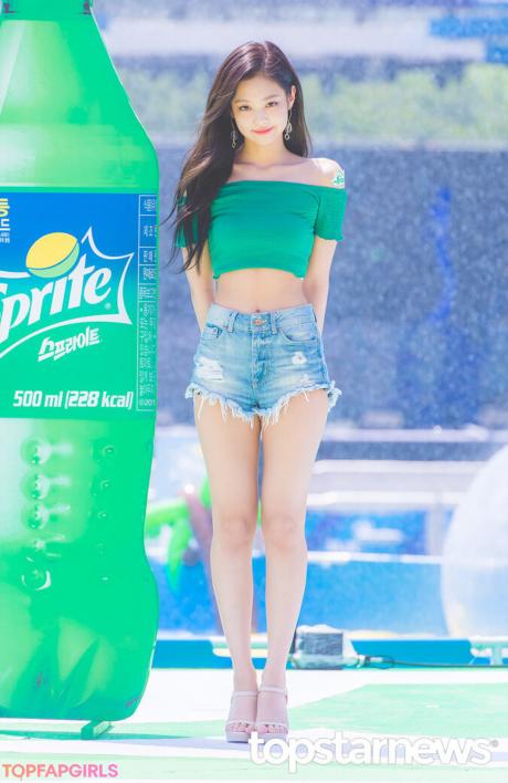 Jennie nude leaked OnlyFans photo #327