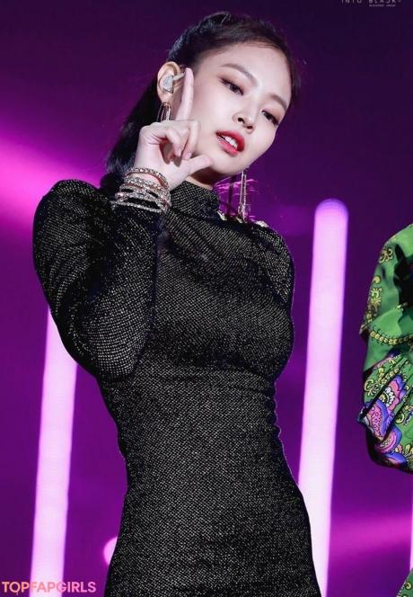 Jennie nude leaked OnlyFans photo #35