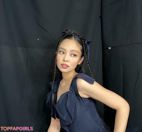 Jennie nude leaked OnlyFans photo #348