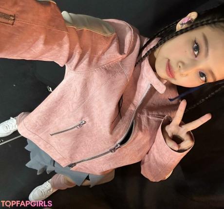 Jennie nude leaked OnlyFans photo #355
