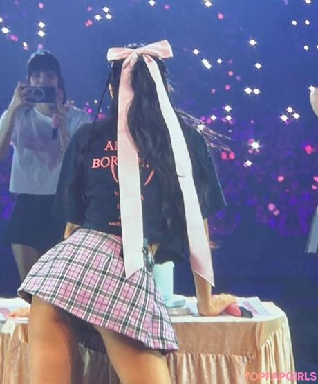 Jennie nude leaked OnlyFans photo #373