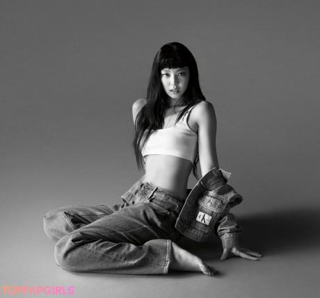 Jennie nude leaked OnlyFans photo #386