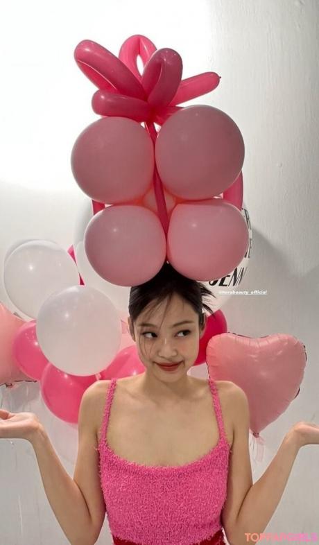 Jennie nude leaked OnlyFans photo #4