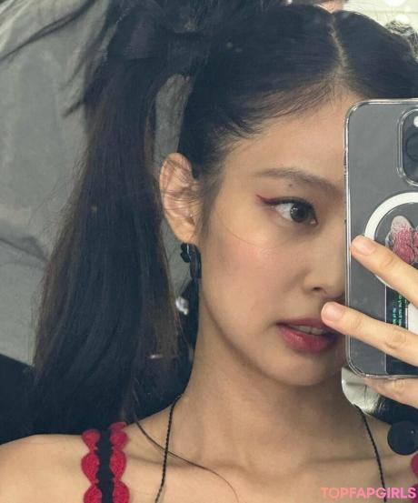 Jennie nude leaked OnlyFans photo #433