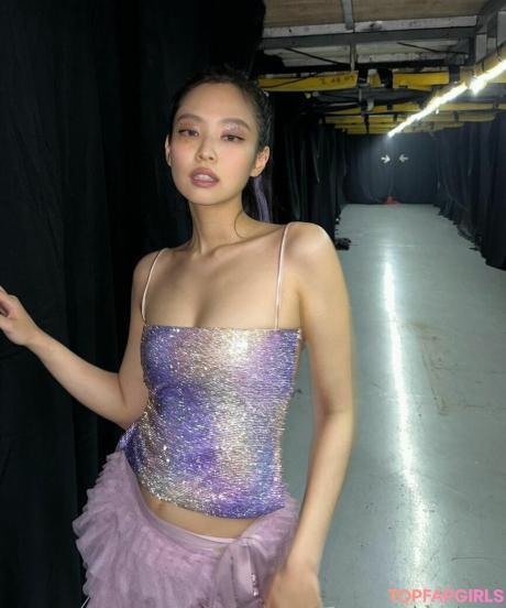 Jennie nude leaked OnlyFans photo #443