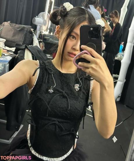 Jennie nude leaked OnlyFans photo #450