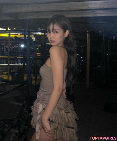 Jennie nude leaked OnlyFans photo #473