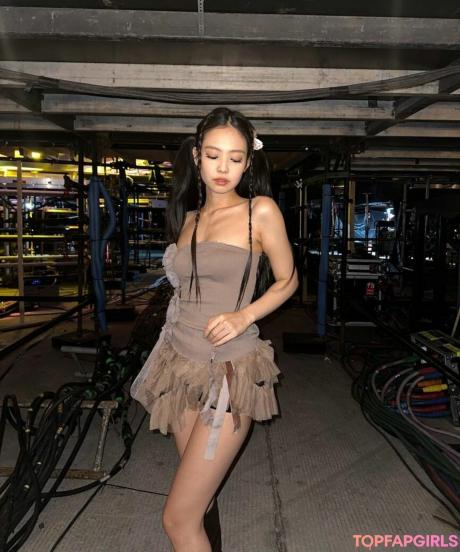 Jennie nude leaked OnlyFans photo #475