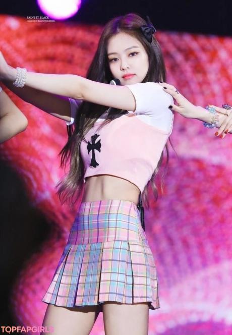 Jennie nude leaked OnlyFans photo #51