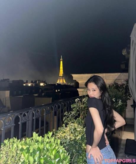 Jennie nude leaked OnlyFans photo #548