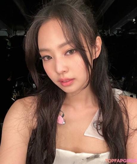 Jennie nude leaked OnlyFans photo #549