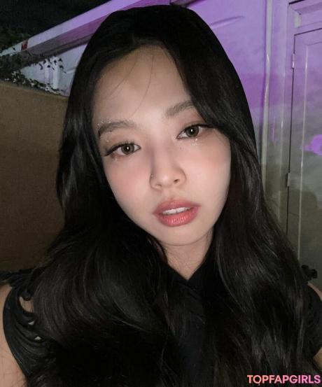 Jennie nude leaked OnlyFans photo #550