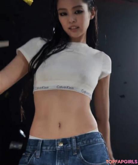 Jennie nude leaked OnlyFans photo #586
