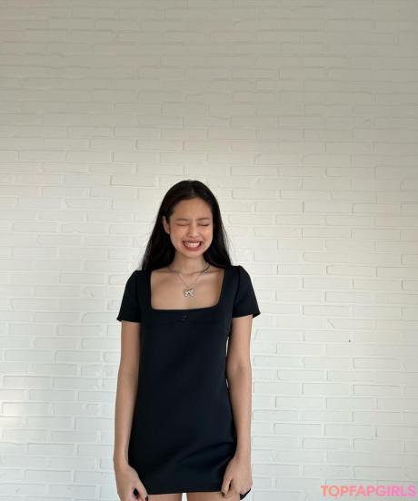 Jennie nude leaked OnlyFans photo #6