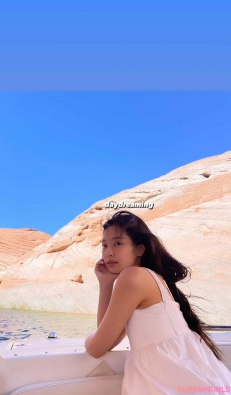 Jennie nude leaked OnlyFans photo #616