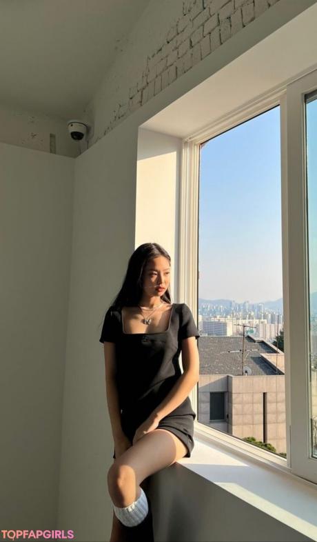 Jennie nude leaked OnlyFans photo #8