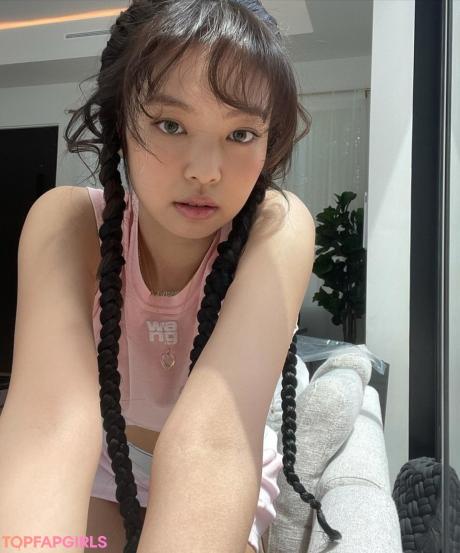 Jennie nude leaked OnlyFans photo #82
