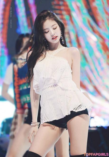 Jennie nude leaked OnlyFans photo #91