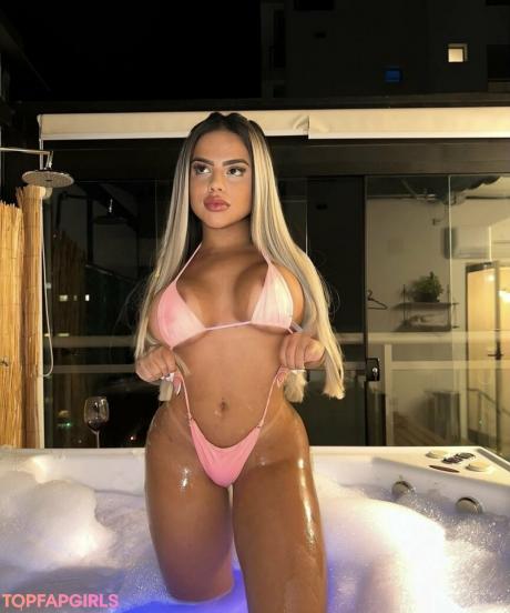 Lays nude leaked OnlyFans photo #3
