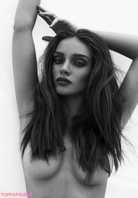 Romi nude leaked OnlyFans photo #12