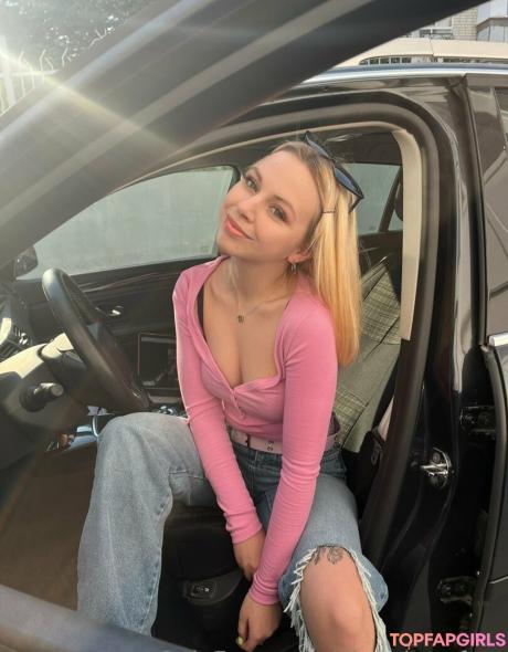 Diana_kuss nude leaked OnlyFans photo #5