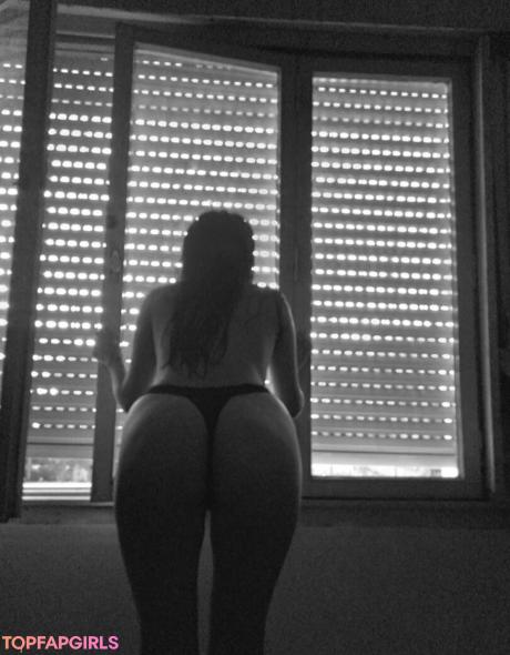 Laraxxxb nude leaked OnlyFans photo #11