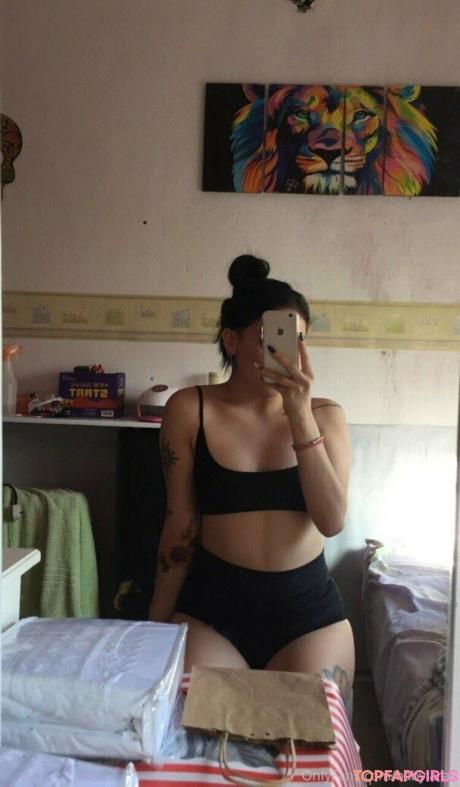 Laraxxxb nude leaked OnlyFans photo #27