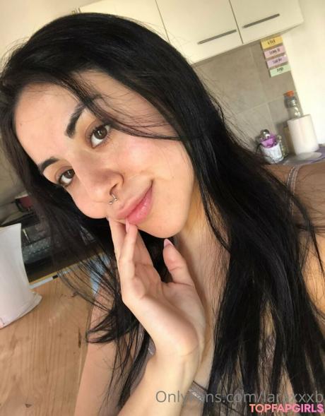 Laraxxxb nude leaked OnlyFans photo #56