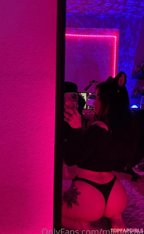 Michalkaa nude leaked OnlyFans photo #10