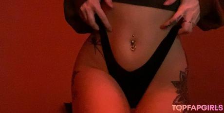 Michalkaa nude leaked OnlyFans photo #6