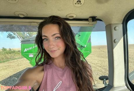 Laura_farms nude leaked OnlyFans pic