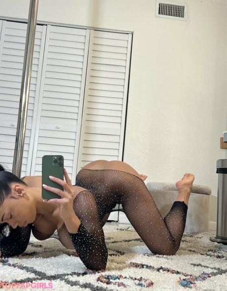 Jasmine nude leaked OnlyFans photo #28